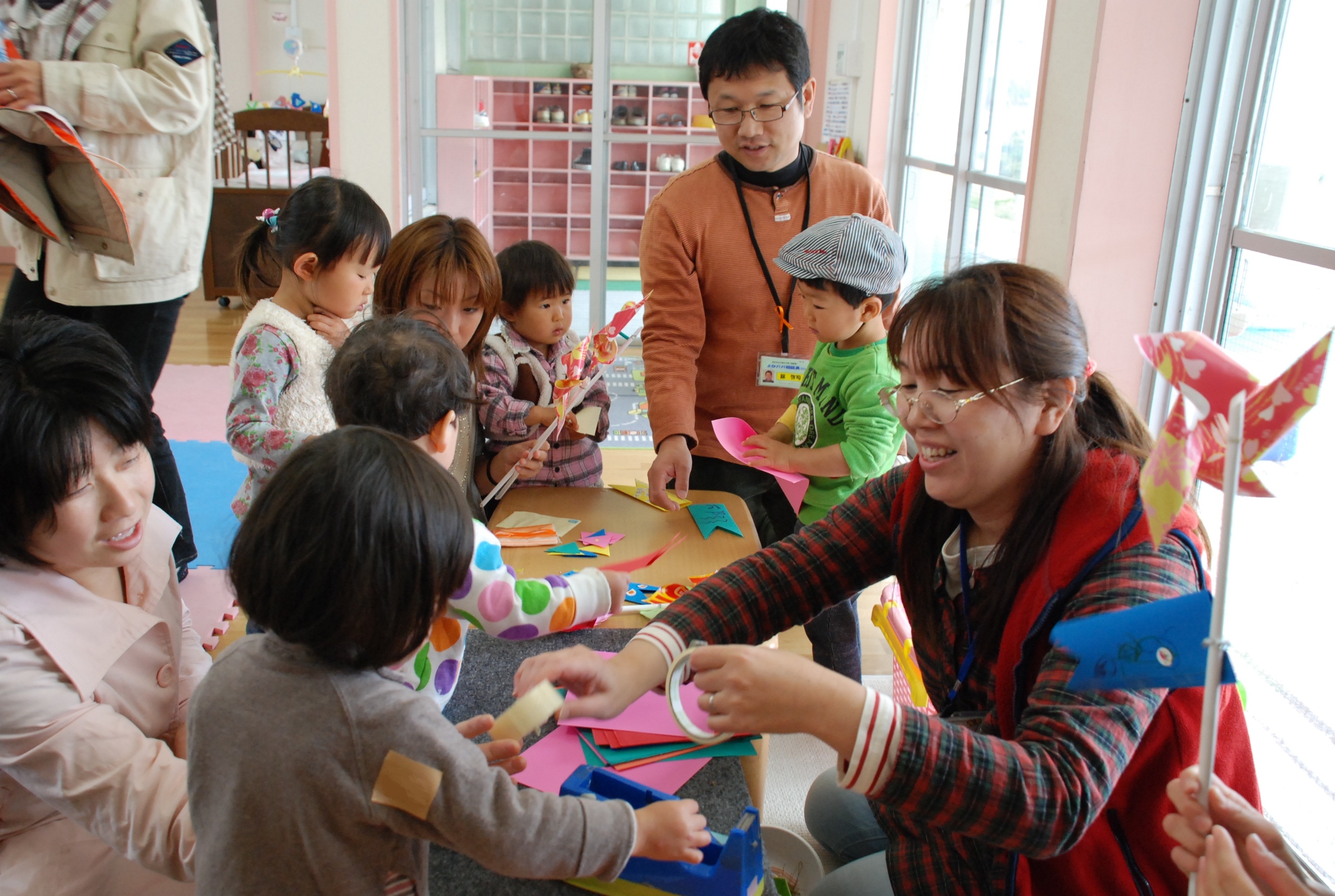 イメージ写真（「子育てするなら四日市」「教育するなら四日市」を推進します！）
