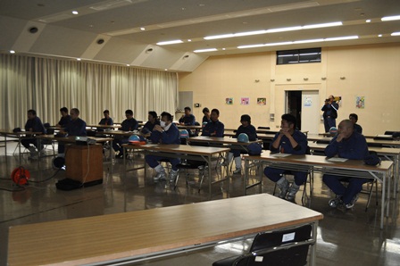 機関員科座学の様子