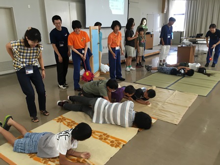 ストップ・ドロップ・ロール