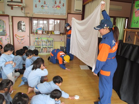 シーツを用いた煙体験