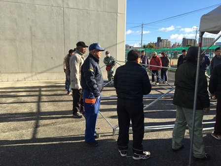 テント設営に係る常磐分団長