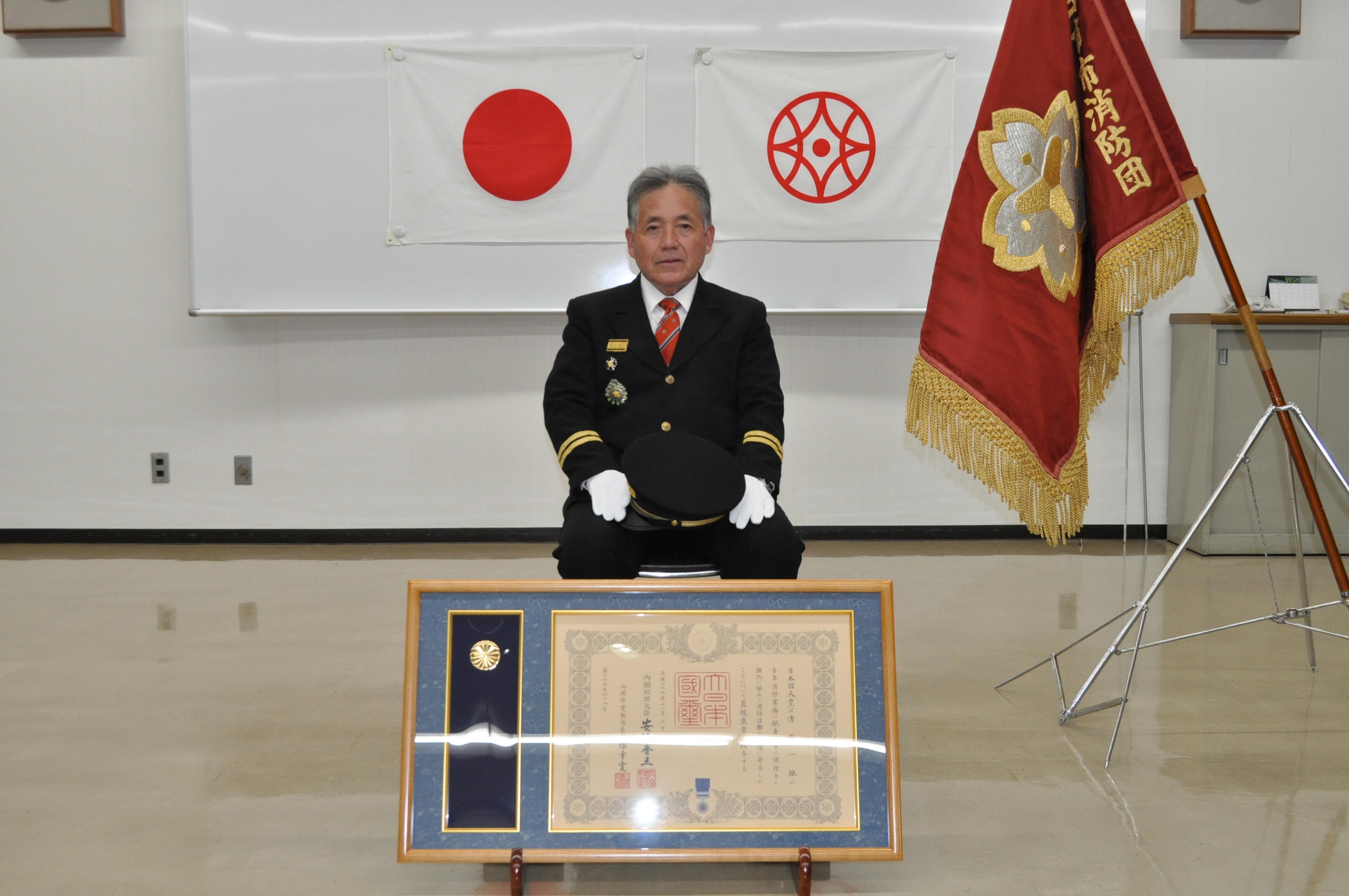 藍綬褒章を受章された清水一雄氏