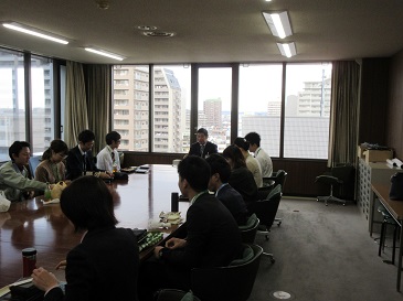 若手職員とのランチミーティング(環境部、スポーツ・国体推進部)