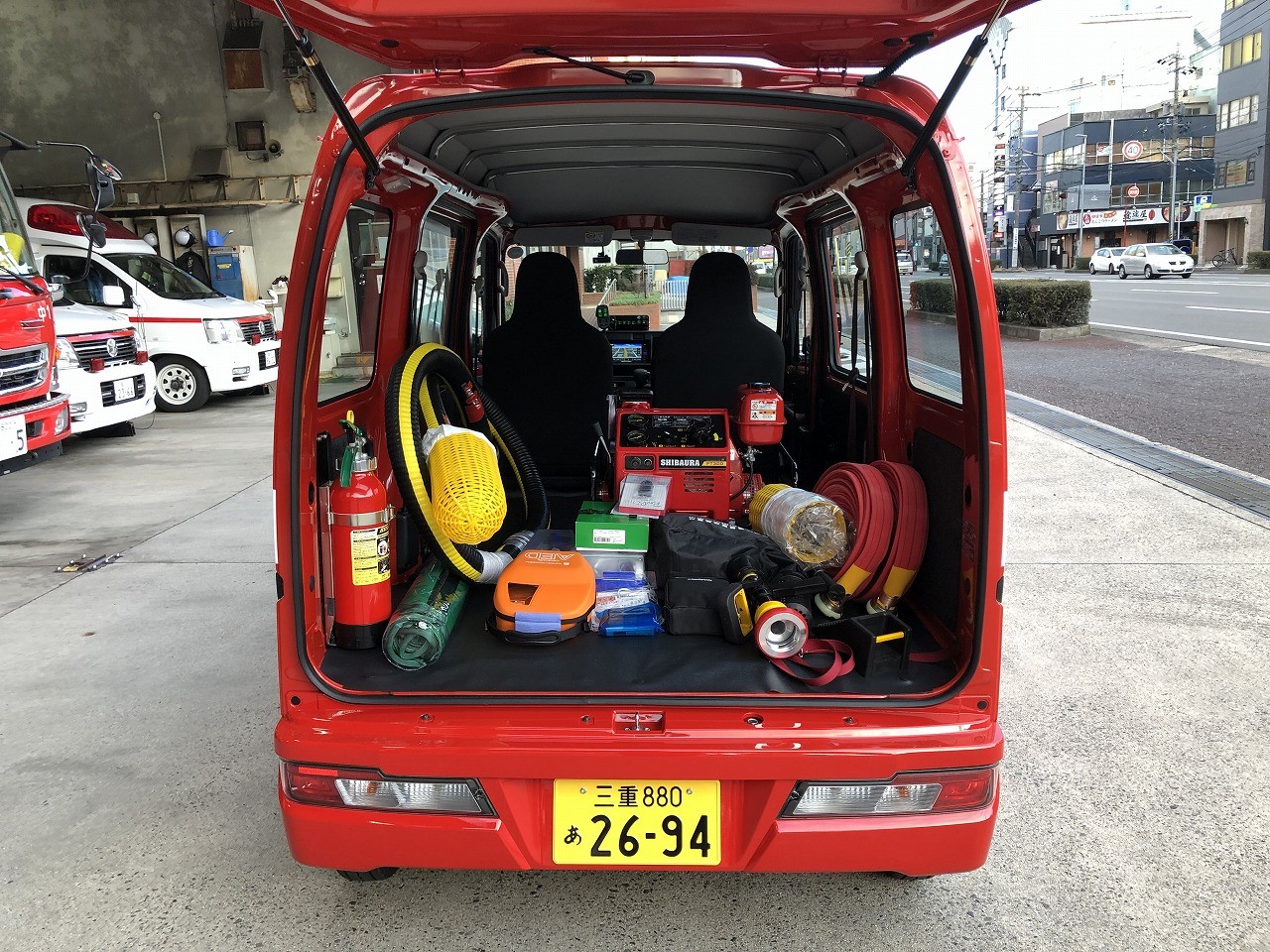 軽救命消防車４