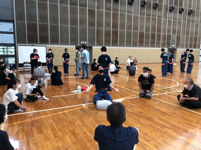 各班で指導する様子2