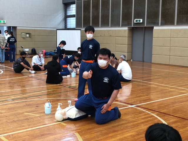 各班で指導する様子4