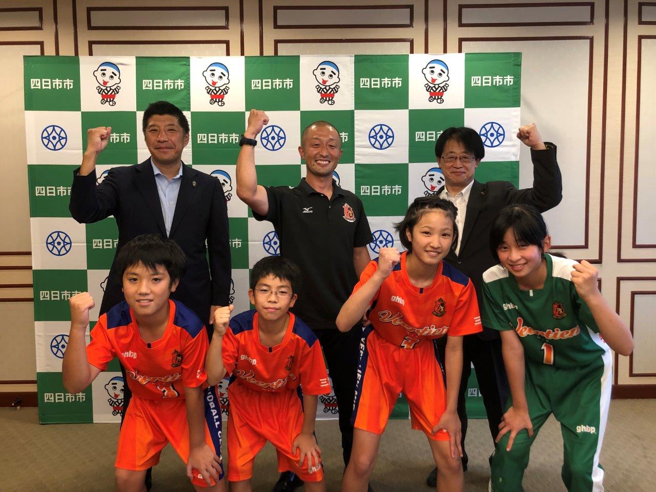 0721　全国中学生ハンドボールクラブカップ2022出場チーム表敬訪問