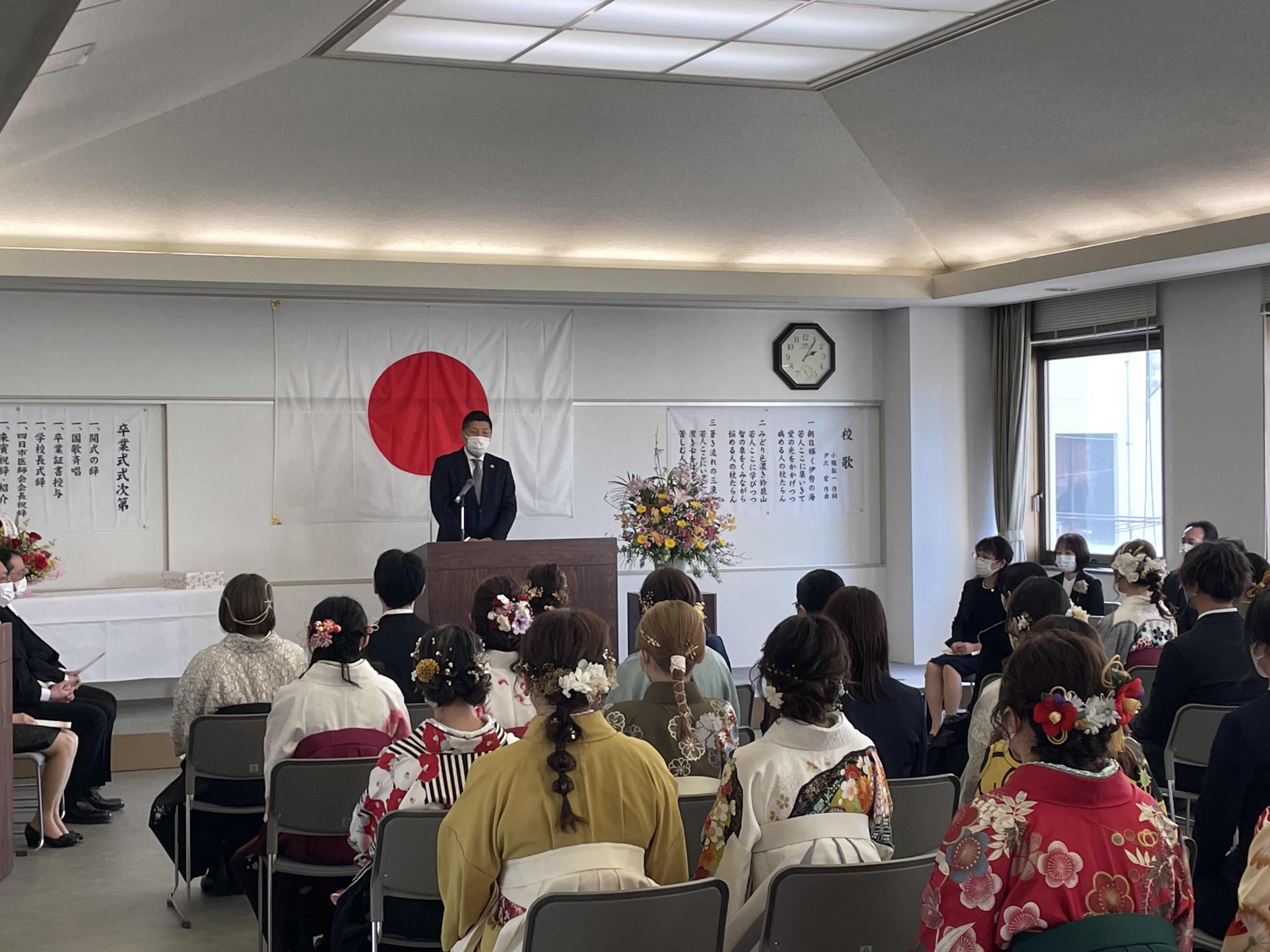 20230302　四日市医師会看護専門学校卒業式