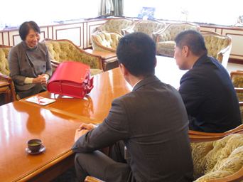 20231115 ランドセル寄贈式