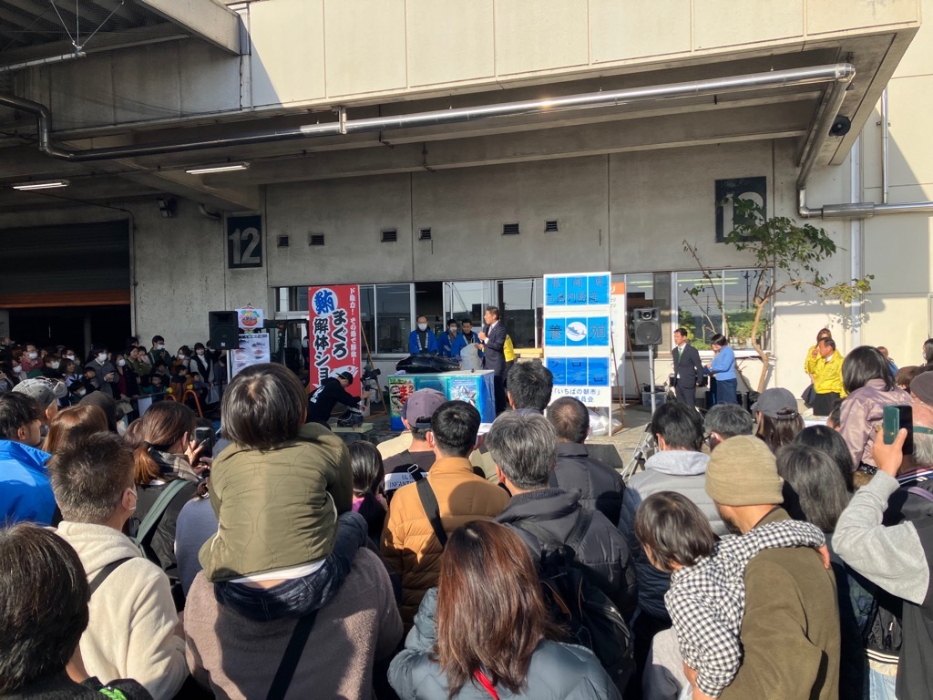 20231210 いちばの朝市