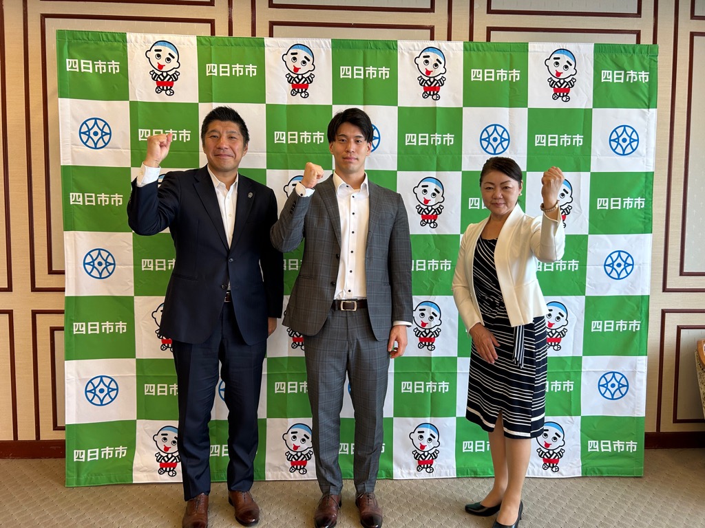 20250522 2025世界水泳選手権出場選手表敬訪問.jpg