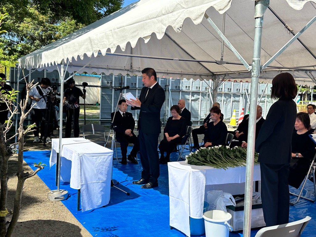 20250618　四日市空襲犠牲者慰霊献花式.jpg